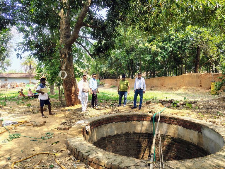 योजना स्थल पर लगाएं बोर्ड, वरना होगी कार्रवाई : लोकपाल