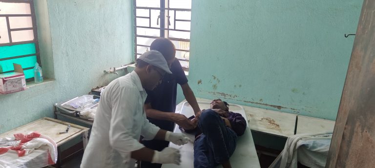 सड़क दुर्घटना में बाइक सवार युवक की मौत, एक पटना रेफर