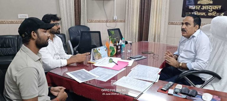 निगम की ओर से सफाई कर्मचारियों को कराया जायेगा योगाभ्यास