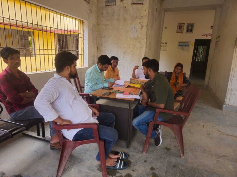 Samastipur News:रोहुआ पूर्वी पंचायत के पूर्व मुखिया पर लगे आरोपों की हुई जांच
