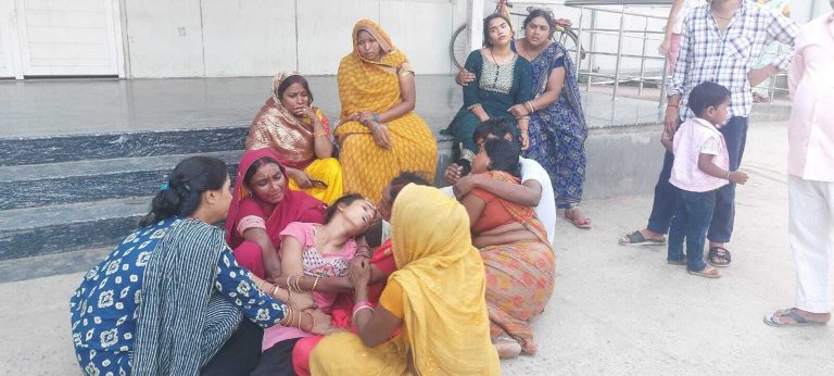 कलश विसर्जन के दौरान पोखर में डूबने से अधेड़ की मौत