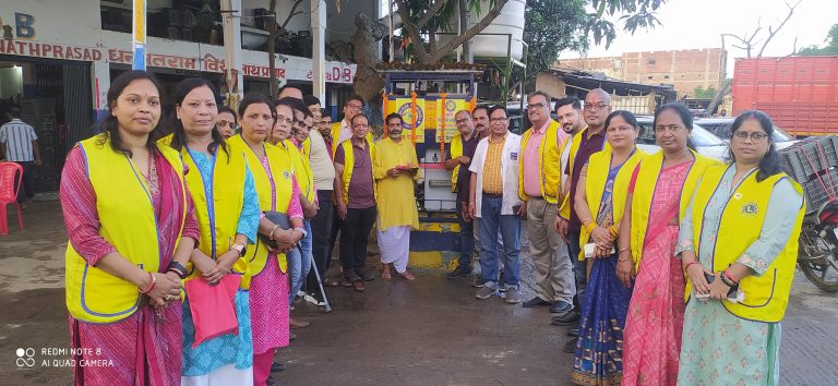 लायंस क्लब ने शुरू की वाटर चिलर सेवा