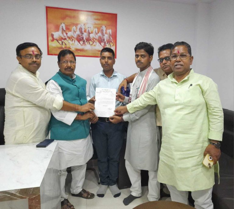 Saran News : मो अमजद बने गड़खा अल्पसंख्यक प्रकोष्ठ के अध्यक्ष