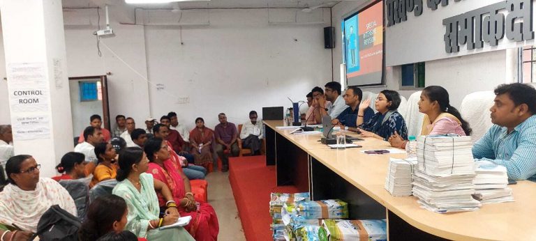 कार्यों में लापरवाही बरतने वाले बीएलओ  पर होगी कार्रवाई : डीडीसी