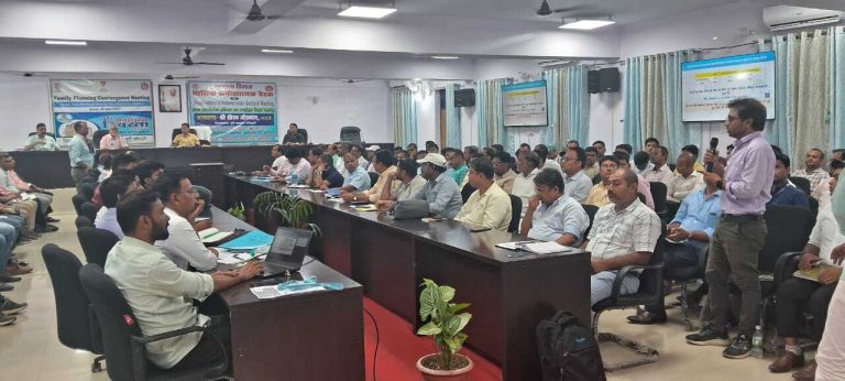 Motihari :  महिला बंध्याकरण व पुरुष नसबंदी की संख्या बढ़ायें : डीडीसी