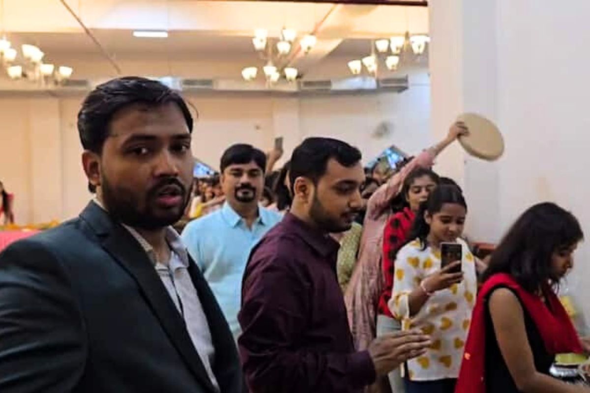 khan sir reception party| Khan Sir got 151 items made for the girls in the reception party, see photos