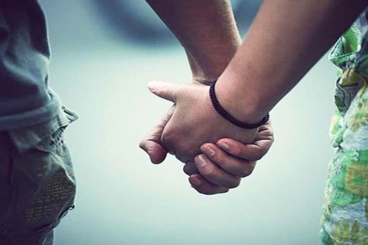 muzaffarpur news| A girl reached Muzaffarpur from Dhanbad to meet her lover, after FIR her lover absconded