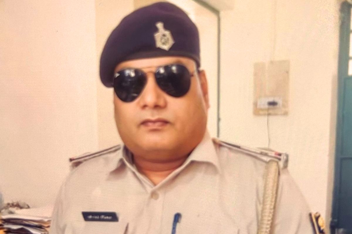 saran news| Saran's sub-inspector suspended on charges of liquor party