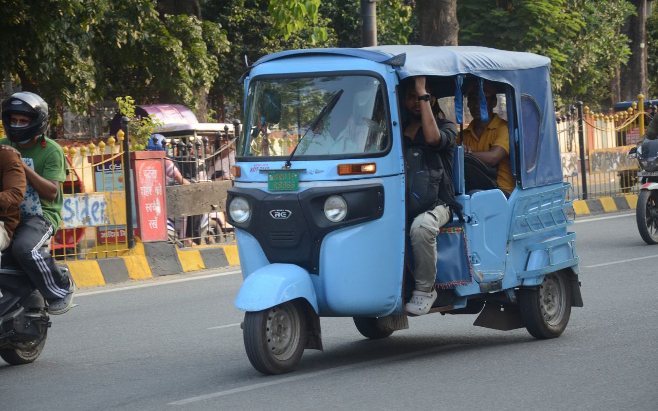 electric vehicle