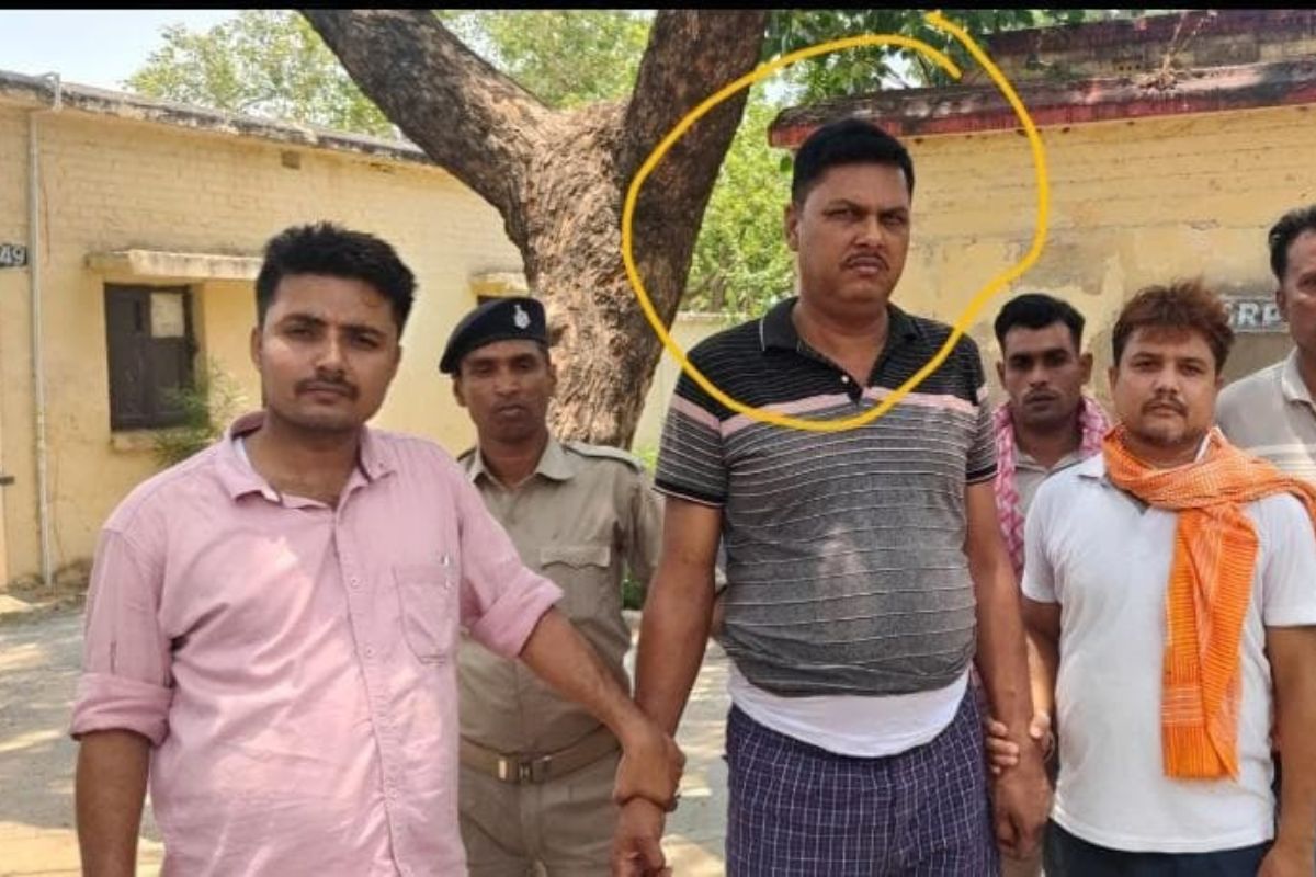 गिरफ्तार एएसआई विजय कुमार सिंह