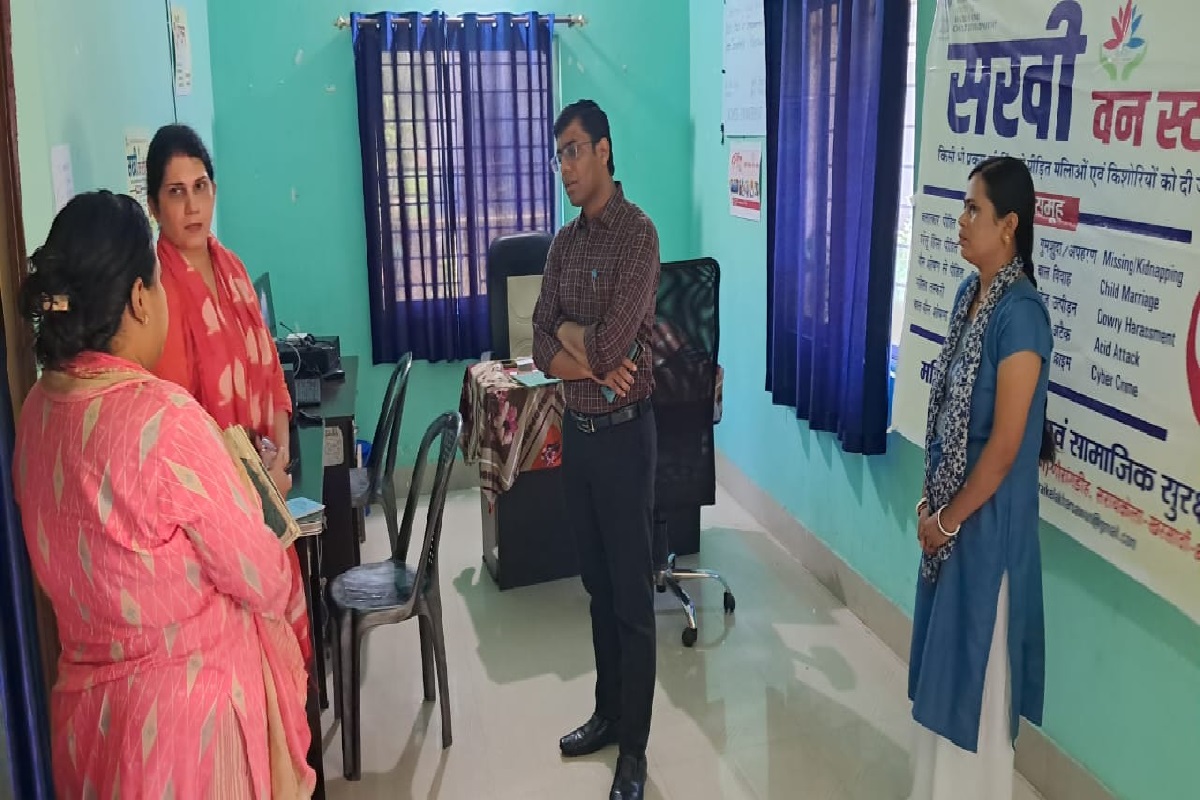 डीडीसी ने किया औचक निरीक्षण