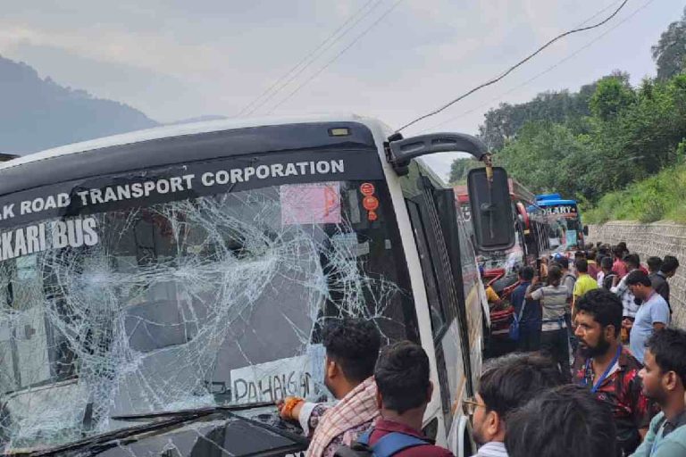 Amarnath Yatra Accident : अमरनाथ यात्रा के काफिले में चार बसों की टक्कर