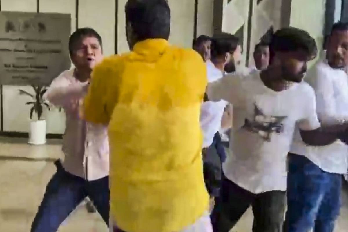 Bureaucrat Dragged Out of Office Odisha