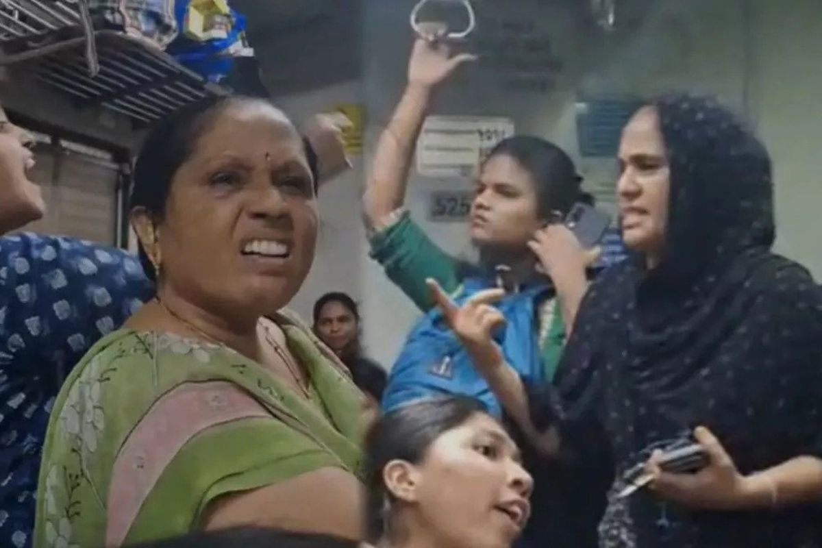 Hindi vs Marathi Language Row