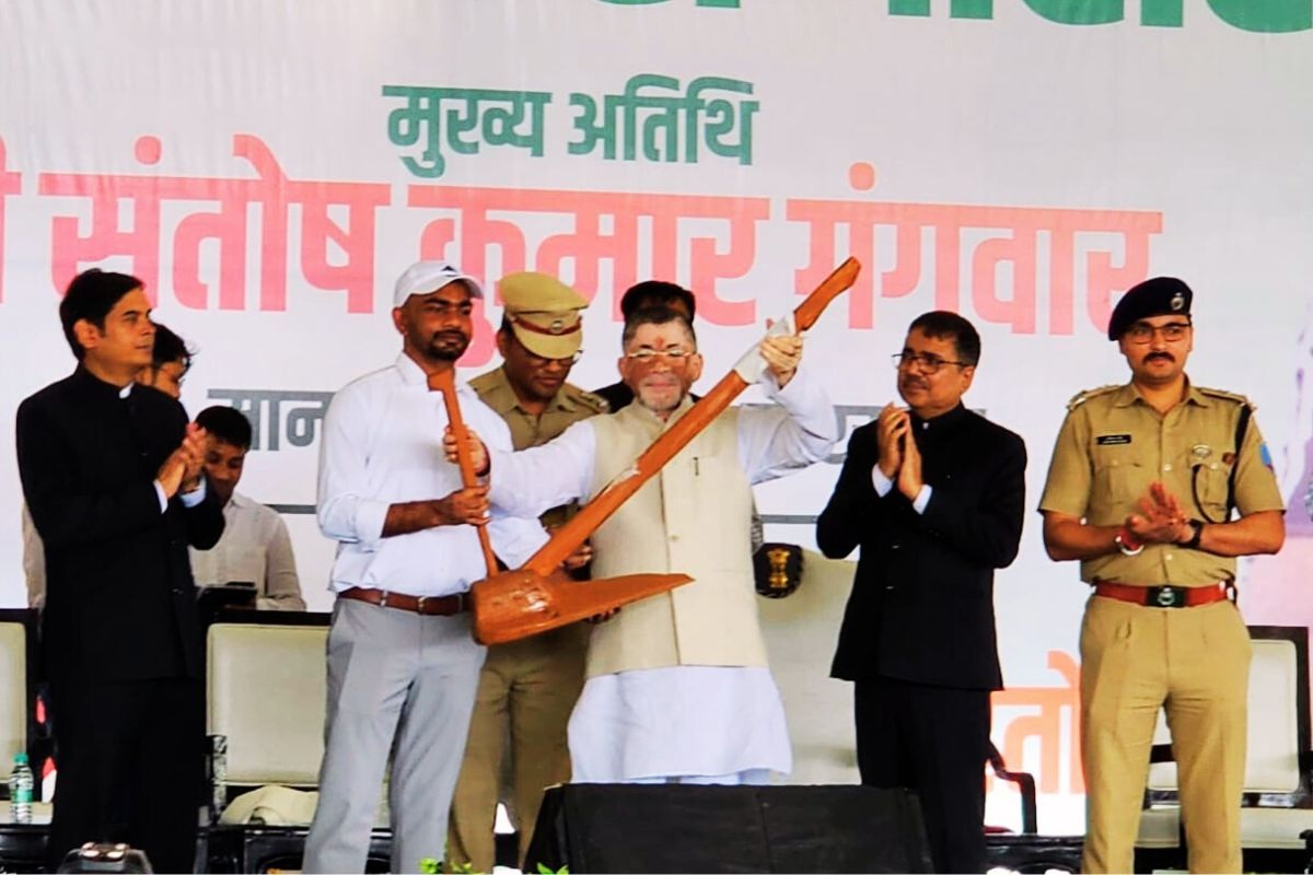 Jairam Mahto News education is milk of lioness