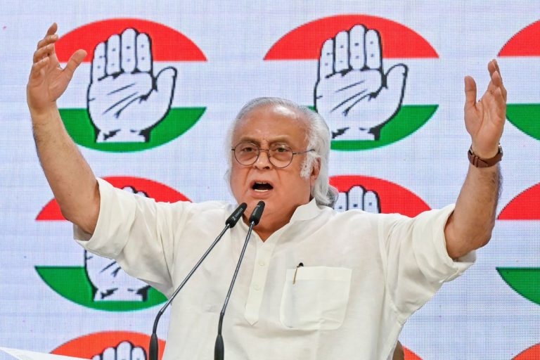 ट्रंप के ‘5 फाइटर जेट’ दावे पर कांग्रेस ने पूछे 3 सवाल, जयराम रमेश बोले- ‘मोदी ही दें जवाब, सब्स्टीट्यूट बल्लेबाज नहीं चलेगा’