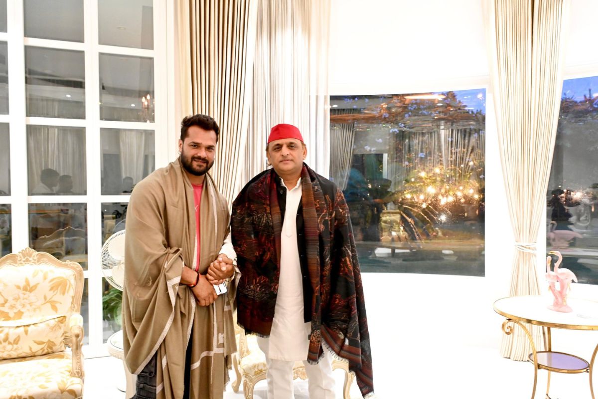 Khesari Lal Yadav Meet Akhilesh