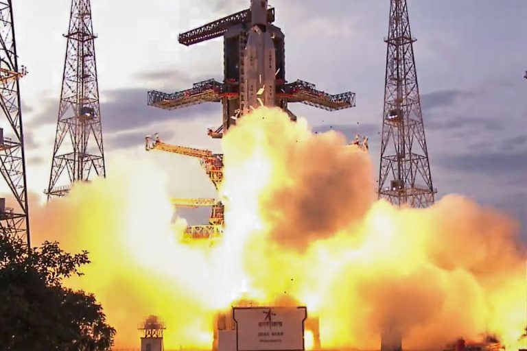 ISRO: निसार के बाद इसरो का नया मिशन, अब अमेरिका के 6,500 किलोग्राम के सैटेलाइट को करेगा लॉन्च