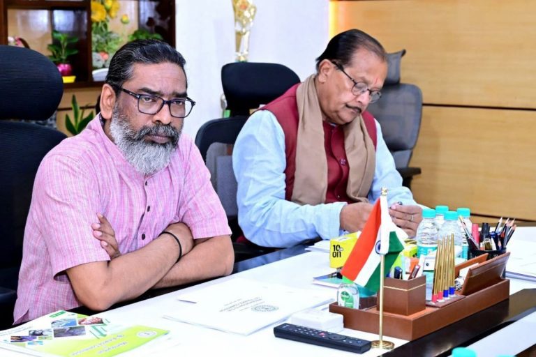 पलामू में फोर्थ ग्रेड की नियुक्ति कैसे होगी? झारख‍ंड के वित्त मंत्री राधाकृष्ण किशोर ने कर दिया क्लियर