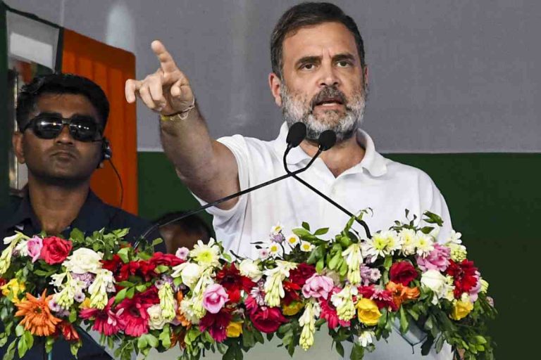 बहनोई रॉबर्ट वाड्रा के साथ हमेशा खड़ा रहूंगा, राहुल गांधी ने ईडी की कार्रवाई पर दिया रिएक्शन