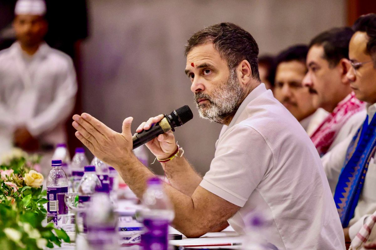 Rahul gandhi spoke victim father