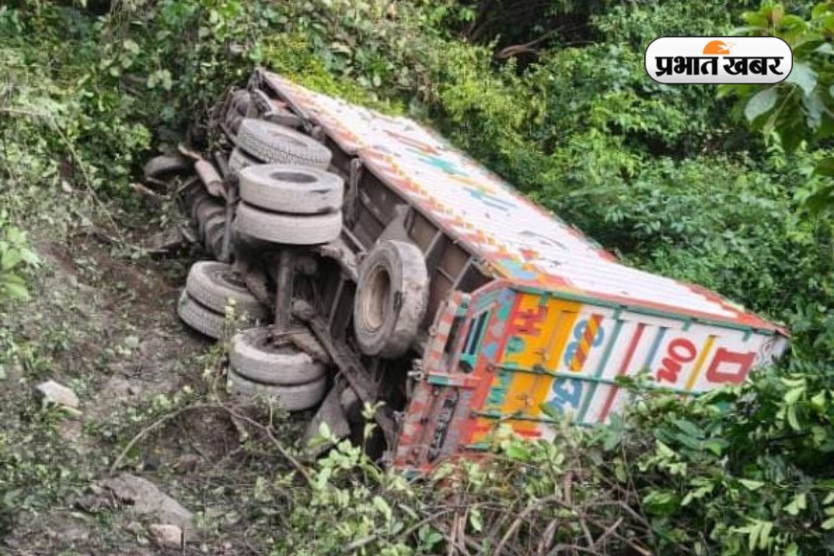 Road Accident in Koderma