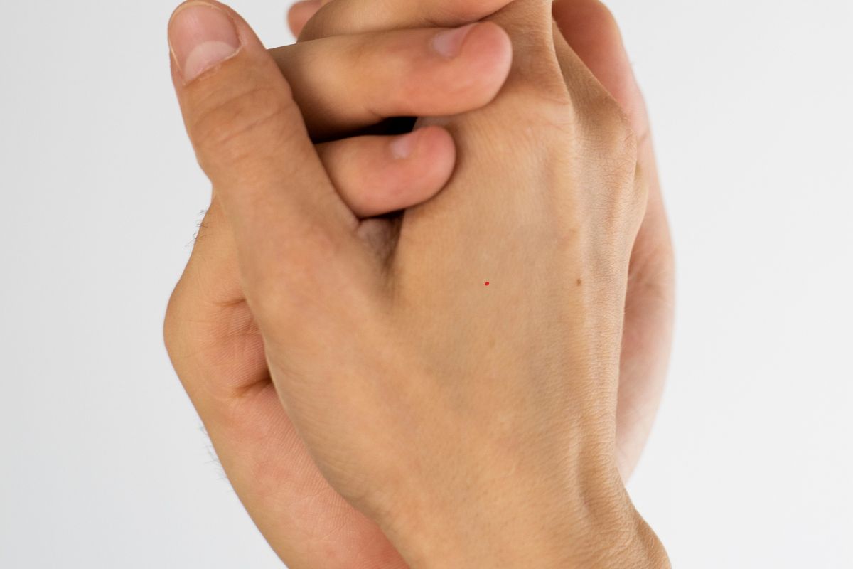 Rubbing Hand