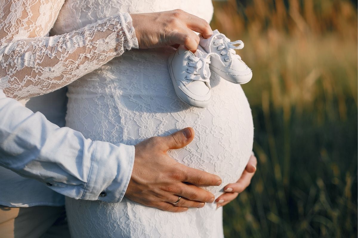 Russia Gives Money to Minor Girls For Childbirth