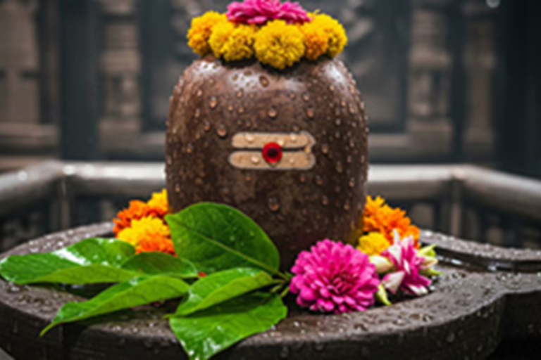 Sawan 2025 Puja Tips: सावन की पहली सोमवारी को शिव जी को अर्पित करें ये खास चीज, मिलेगा अद्भुत आशीर्वाद