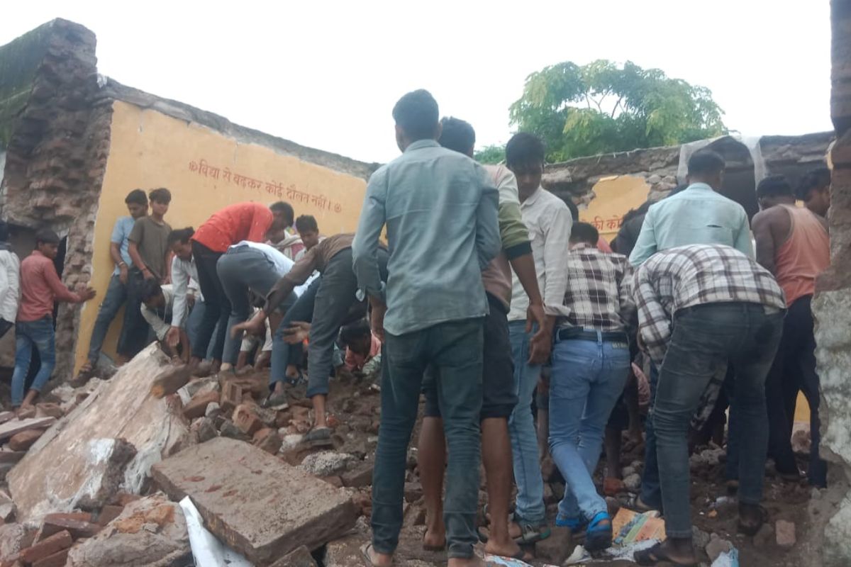 Watch Video rajasthan government school roof collapsed parents reach at spot crying