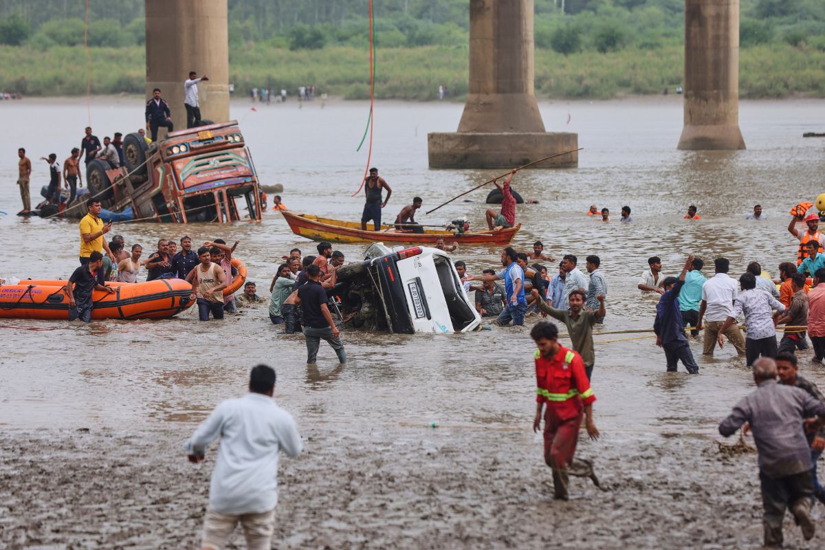 Vadodara Bridge Collapse