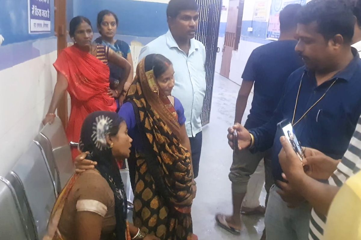 aurangabad accident news| In Bihar, an uncontrolled car ran over four people including a brother and a sister, one died