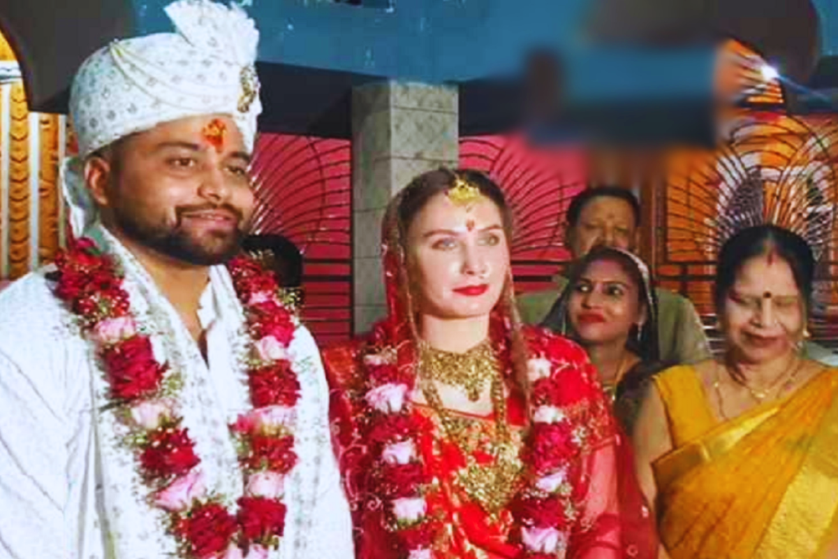 bihar russian girl marriage| A youth from Bihar married his Russian girlfriend Anastasia in a temple