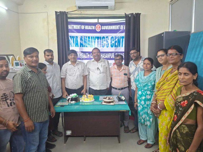 Samastipur News:चिकित्सकों के कार्यों की मंच के सदस्यों ने की सराहना