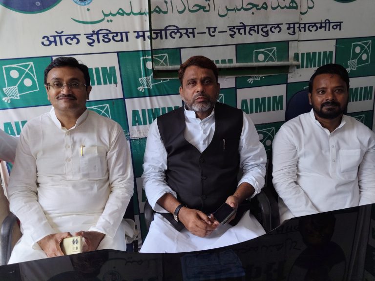 एआइएमआइएम  ने राजद को महागठबंधन में शामिल करने के लिए लिखा पत्र