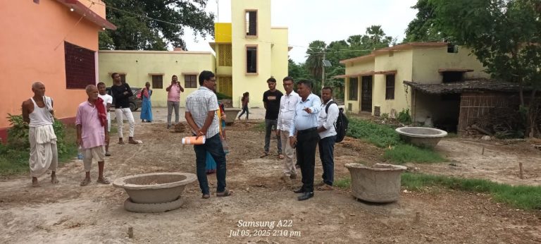 Samastipur News:इंद्रवाड़ा में हाट लगाने को लेकर स्थल का लिया जायजा