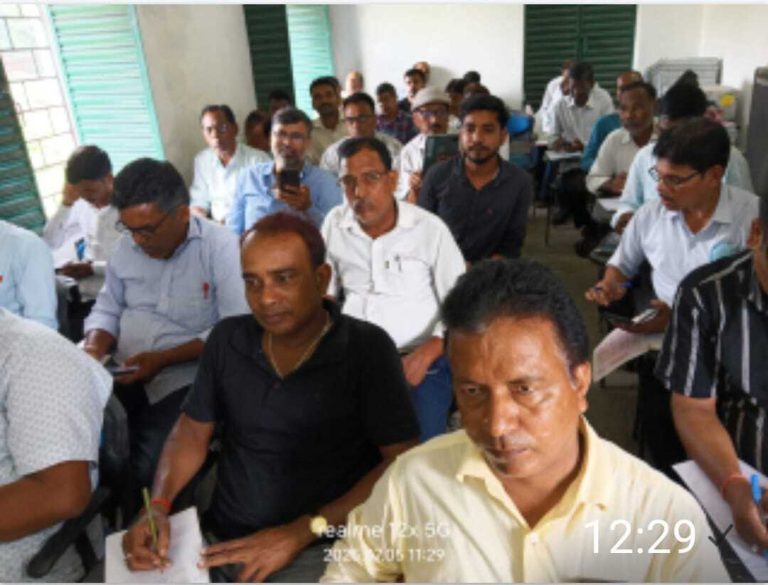 शिक्षकों का चार दिवसीय यू डाइस प्रशिक्षण आरंभ