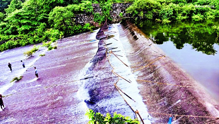 East Singhbhum News :13 वर्षों बाद बुरुडीह डैम हुआ ओवरफ्लो