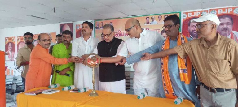 Sitamarhi : प्रधानमंत्री के कार्यक्रम में शामिल होने की सांसद की अपील
