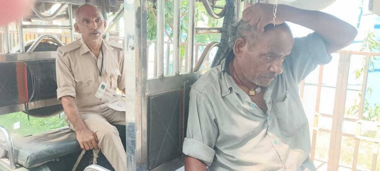लापरवाही : मेडिकल जांच कराने पहुंचा अभियुक्त हथकड़ी से हाथ निकाल हुआ फरार