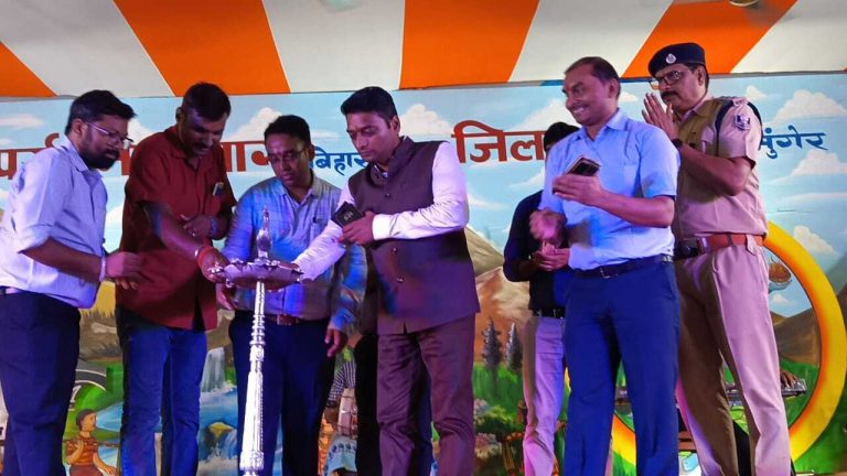नहीं खाइव खोवा मेवा न ही मिश्री मलाई…गीत पर झूमे कांवरिया