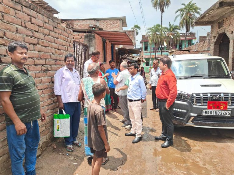 hajipur news. राम नंदन उच्च विद्यालय की एचएम से डीइओ ने मांगा स्पष्टीकरण