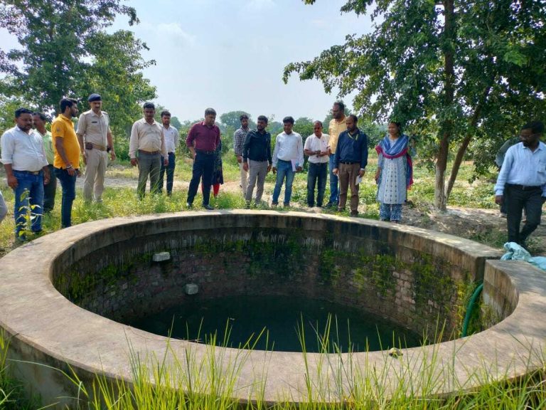 आवास निर्माण को 15 दिनों में पूरा करें : डीडीसी