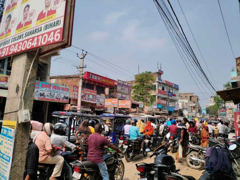 सावन में भी बारिश गायब, किसानों में बेचैनी व तपती धूप से लोग परेशान