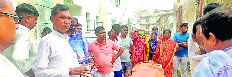 Saran News : बिजली के टूटे तार की चपेट में आने से वार्ड सदस्य की मौत