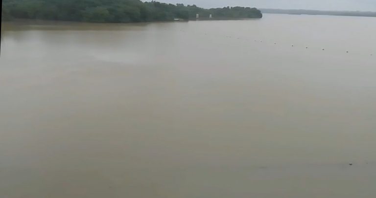 चांदन डैम से ढाई फीट पानी हो रहा है स्पील, 5 फीट के बाद निचले इलाकों को खतरा