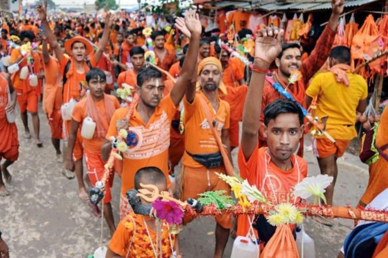बांका कांवरिया मार्ग में 24 घंटे इलाज की सुविधा, बनाए गए 16 अस्थायी चिकित्सा केंद्र