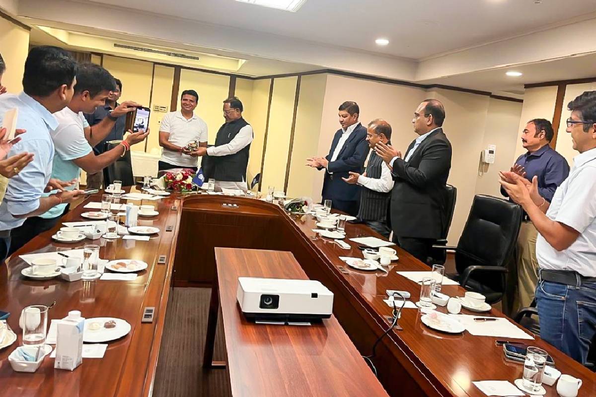 Cm vishnu deo sai japan