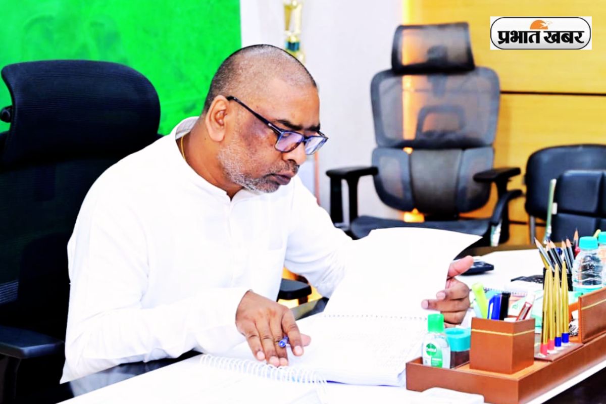 Criminal cases on 12 out of 30 Chief Ministers of india, 5 against Jharkhand CM Hemant Soren