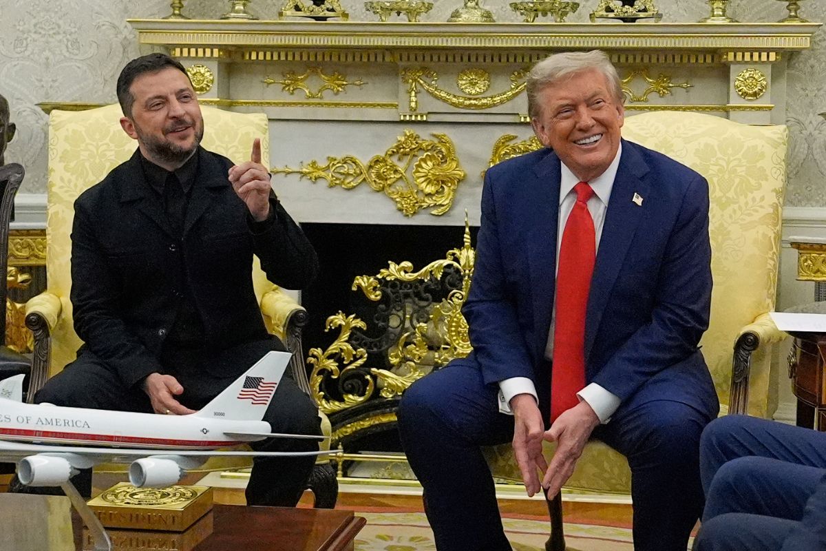 Donald Trump meets with Ukraines President Volodymyr Zelenskyy